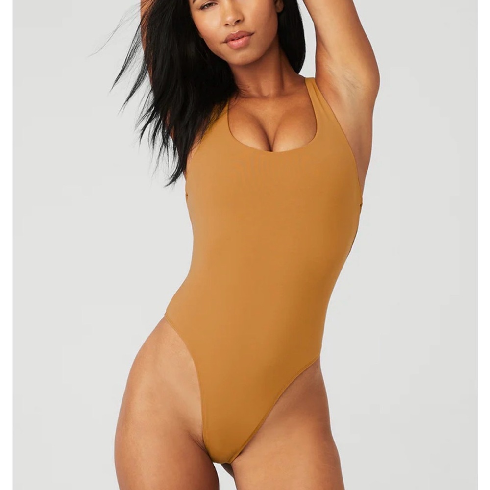 38. Alo sleek back body suit